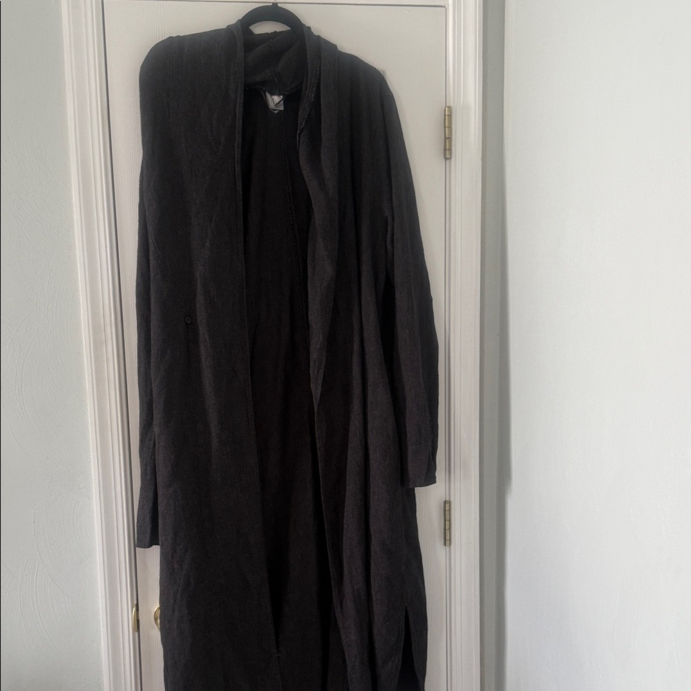 H&M Black Trench lightweight shirt throw